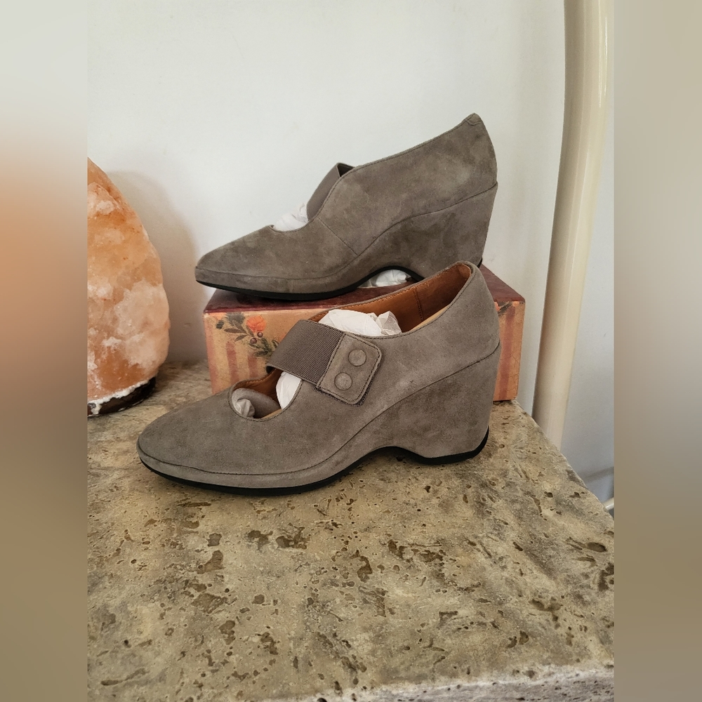 Brand New L'AmourDesPieds Shoes